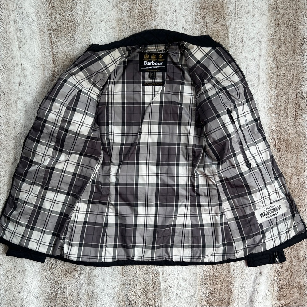 Black Quilted Women's Belted Jacket - Picture 11 of 16